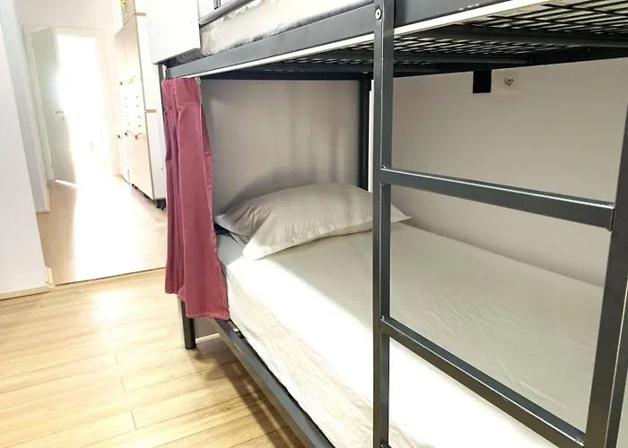 Mateo Hostel